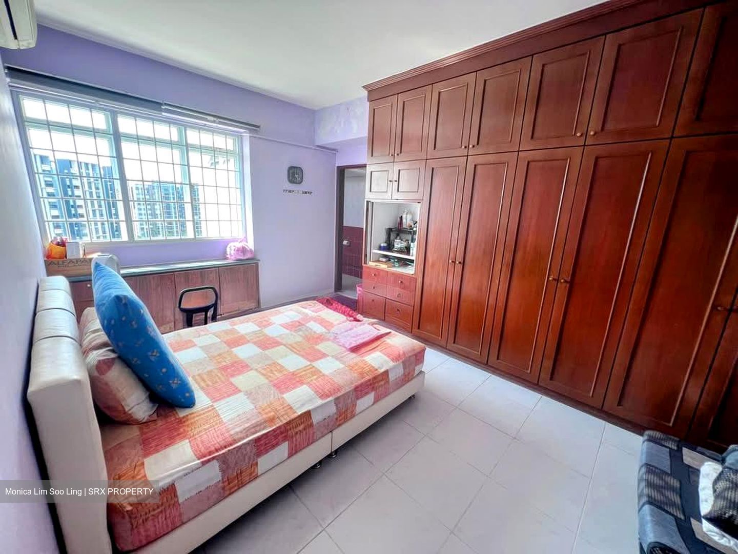 City Plaza (D14), Apartment #585651421